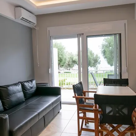 Apartment Eleni Seafront By Rentalspro Services-nea Moudania Halkidiki Nea Moudania