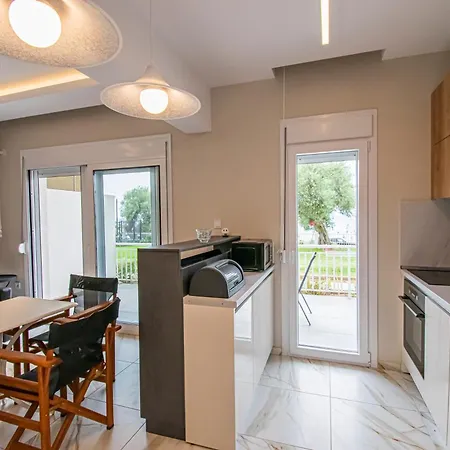 Eleni Seafront By Rentalspro Services-nea Moudania Halkidiki Lägenhet
