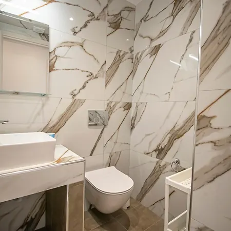 Eleni Seafront By Rentalspro Services-nea Moudania Halkidiki Apartament Nea Moudania
